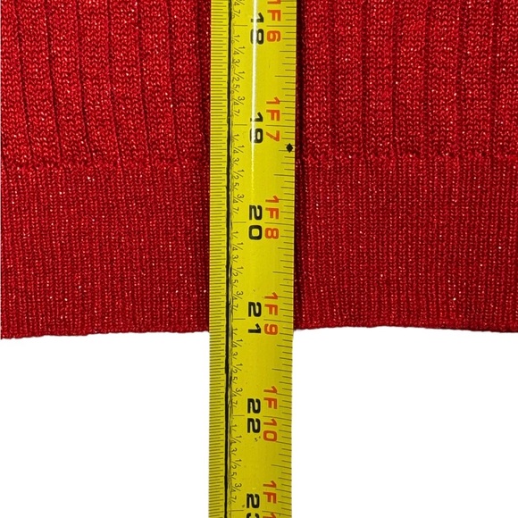Baxter & Wells size P/L petite large red short sleeve sparkly women’s shirt. - Picture 3 of 9